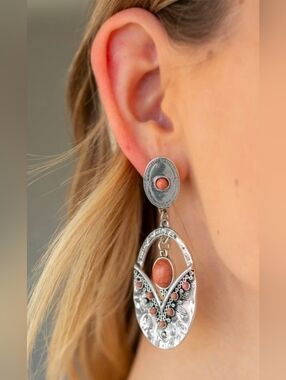 Terra Tribute • Brown